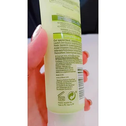 اسکراب روشن کننده برنج سیمپل Smoothing Facial Scrub — تصویر ۶