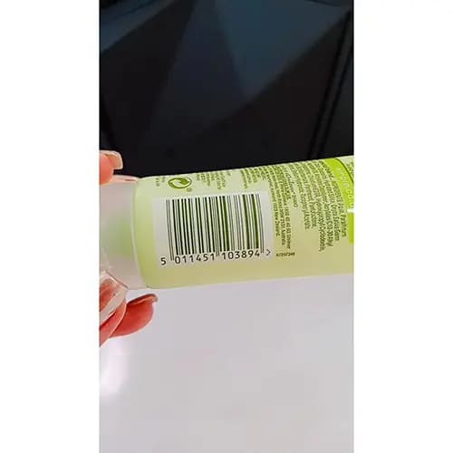 اسکراب روشن کننده برنج سیمپل Smoothing Facial Scrub — تصویر ۴