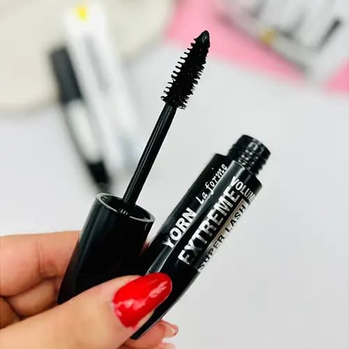 ریمل حجم دهنده سوپر لش یورن EXTREME SUPER LASH — تصویر ۵