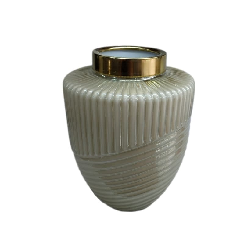 گلدان دکوری مدل لب برنجی manika
