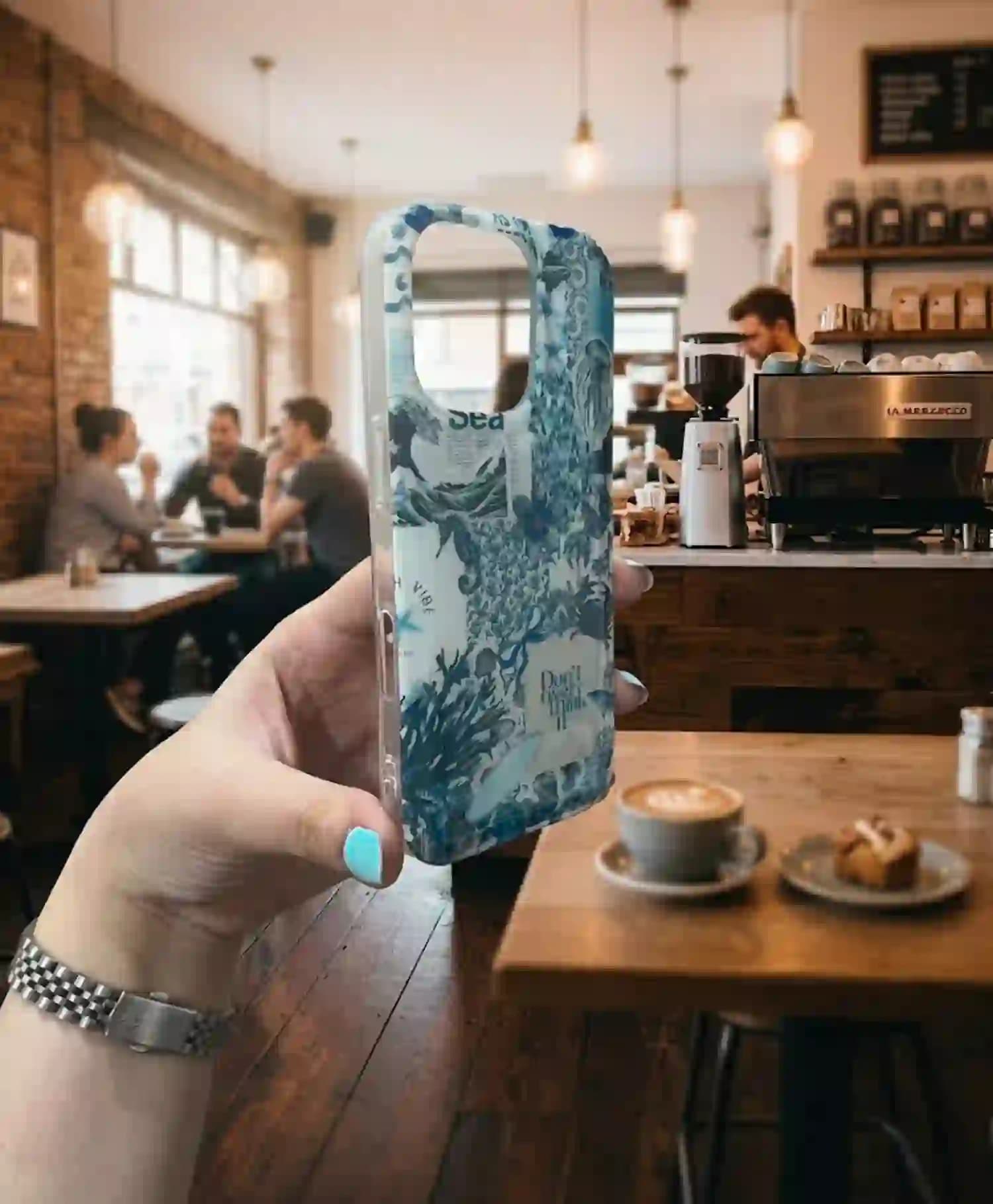 قاب فانتزی طرح اقیانوس گوشی موبایل Iphone 16 Pro — تصویر ۴