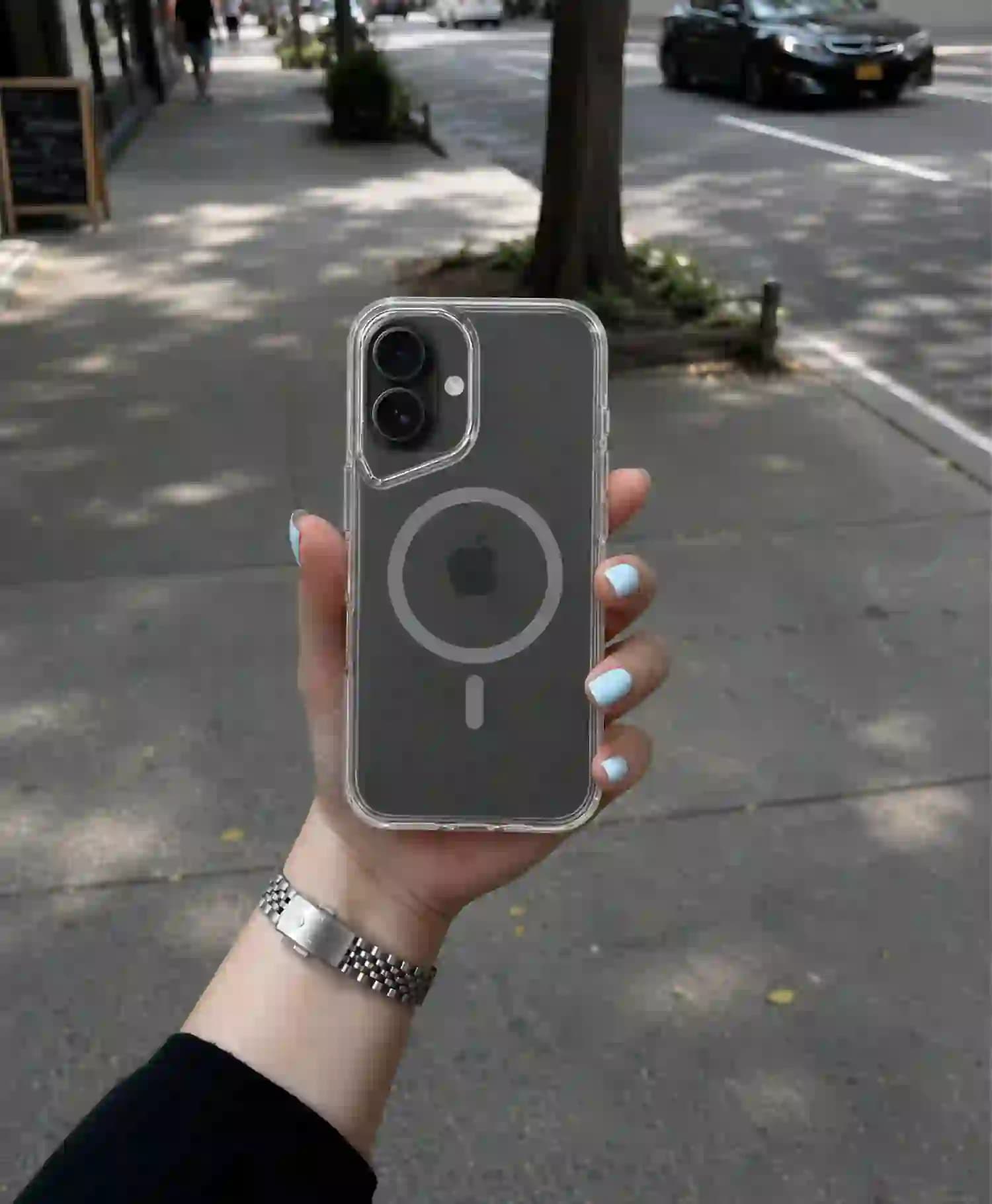 قاب شفاف مگ سیف دار Gear 4 گوشی موبایل Iphone 16 — تصویر ۵