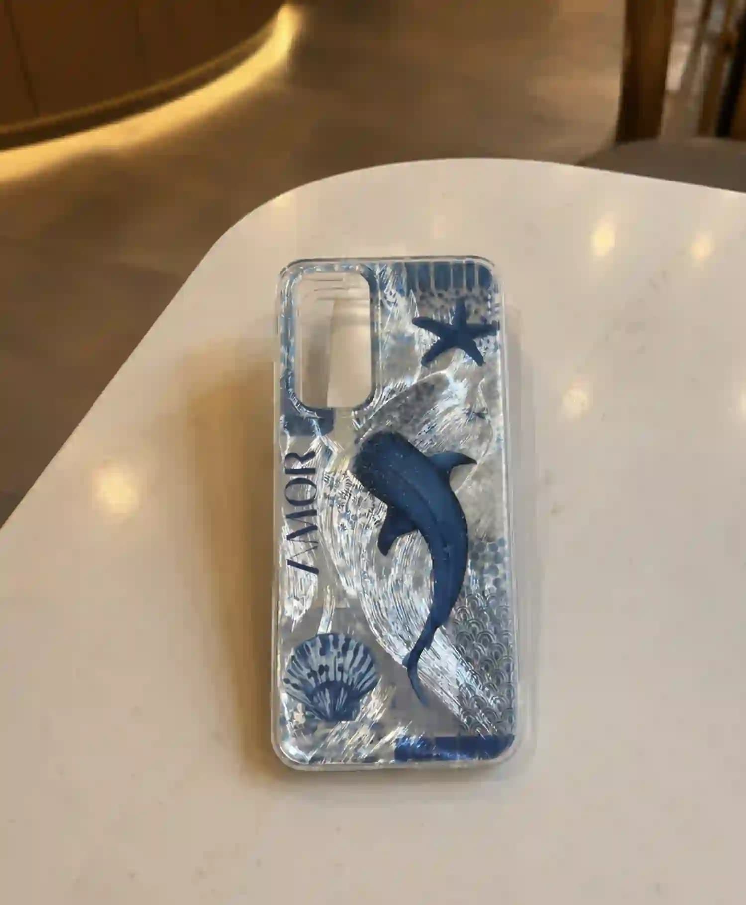 قاب هولوگرامی طرح وال Amor گوشی موبایل Redmi Note 11 — تصویر ۴