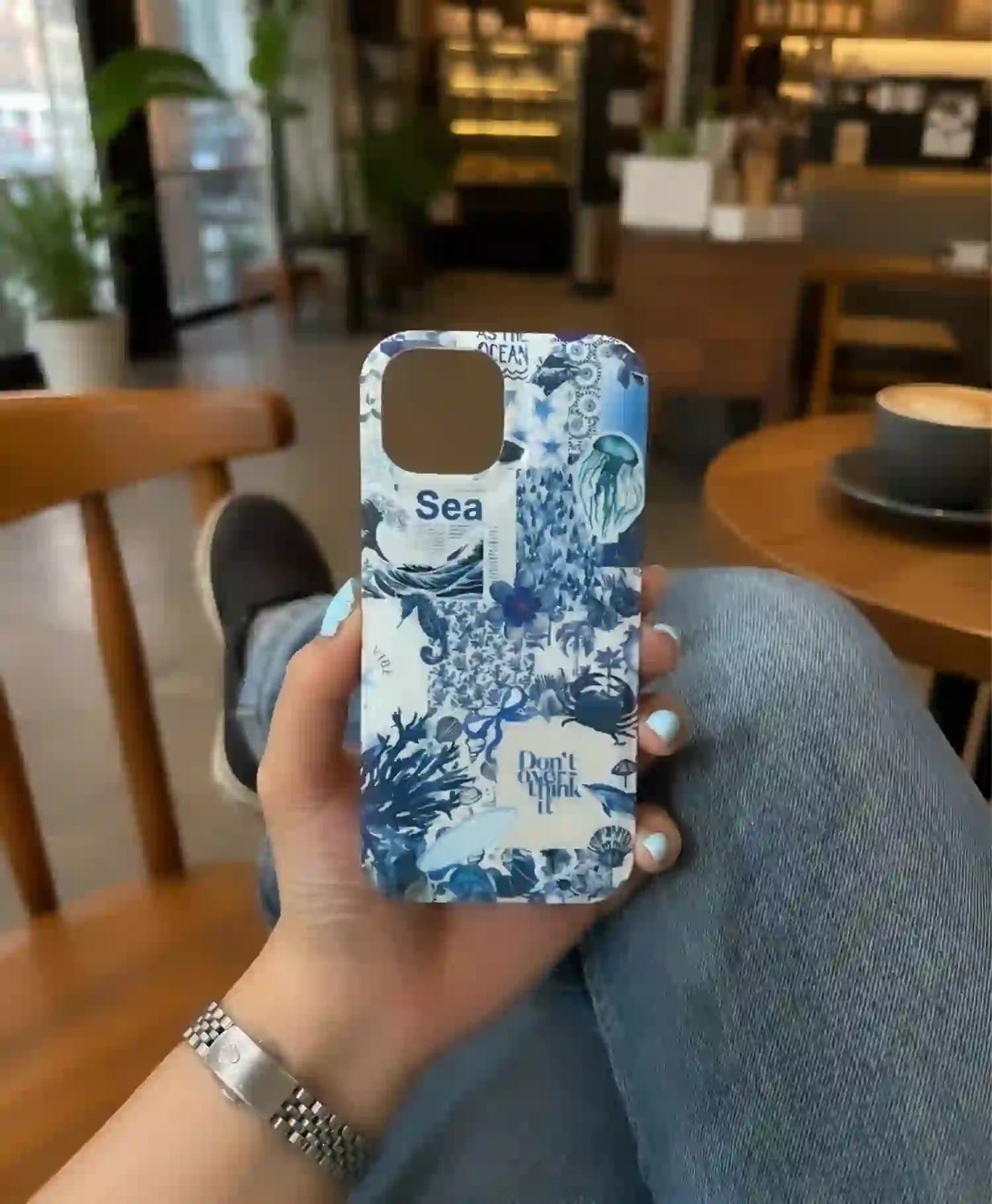 قاب فانتزی طرح اقیانوس گوشی موبایل Iphone 15 — تصویر ۳