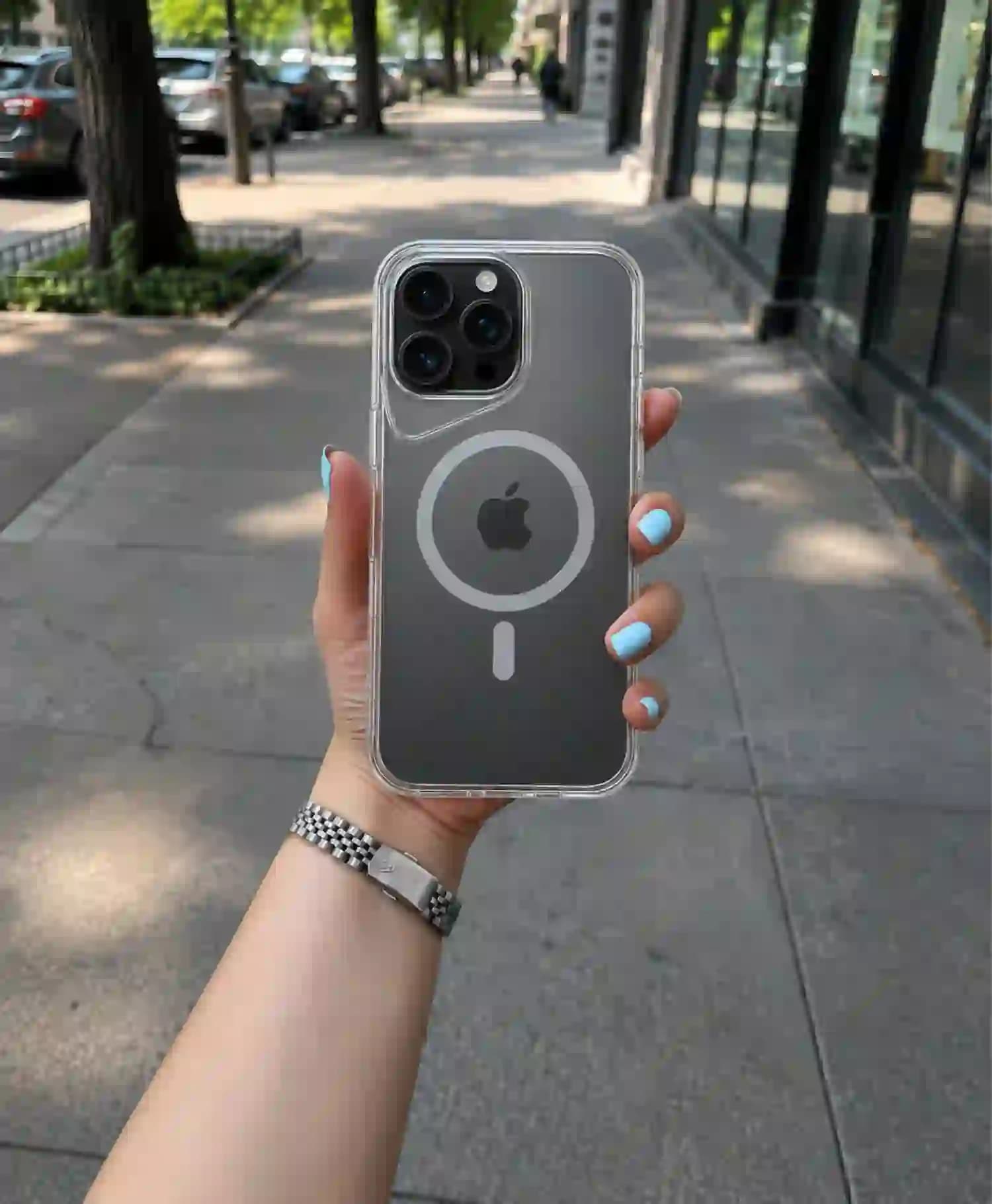 قاب شفاف مگ سیف دار Gear 4 گوشی موبایل Iphone 16 Pro Max — تصویر ۵