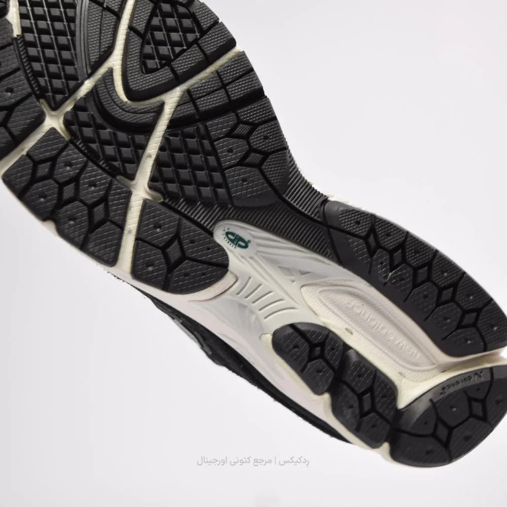 کتونی New Balance مدل 2002R – M2002RRA — تصویر ۳