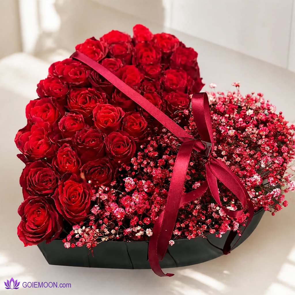 باکس ولنتاین من و تو 30 شاخه رز