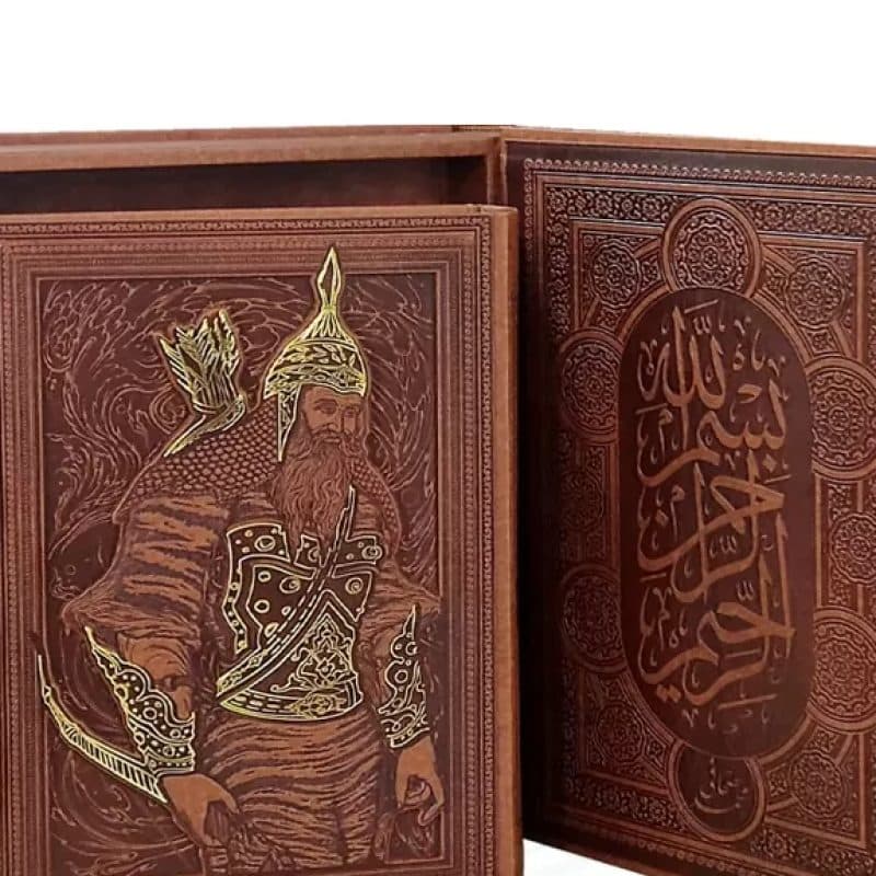 شاهنامه رحلی گلاسه چرم جعبه دار نفیس برجسته طرح رستم — تصویر ۴