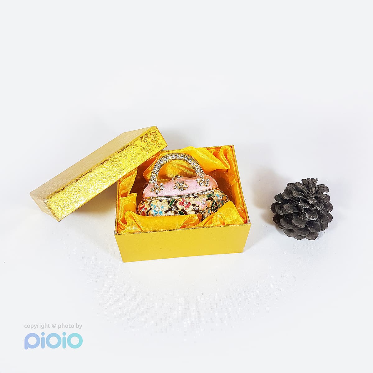 کیف جواهر نگین دار طلایی — تصویر ۴