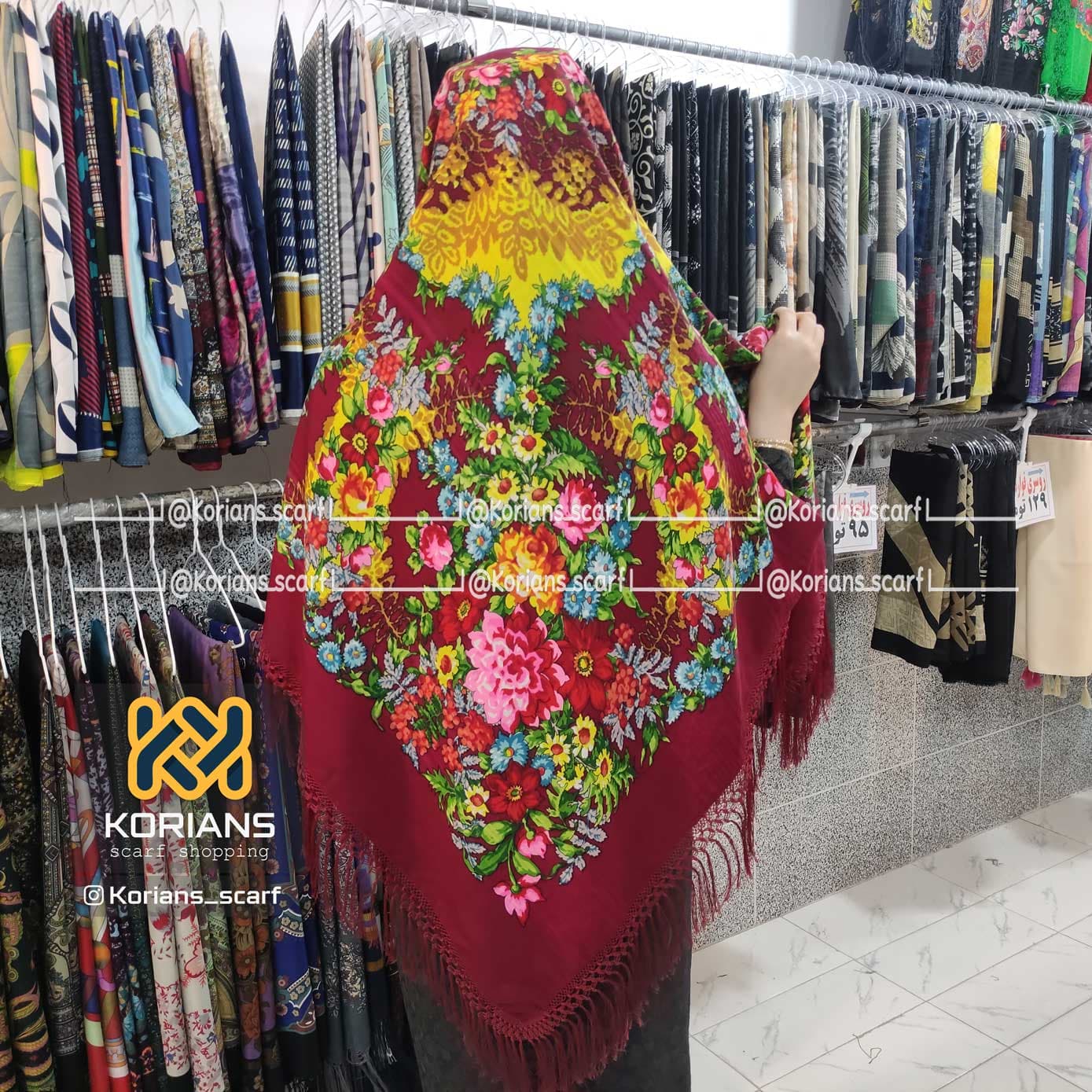 روسری ترکمن مدل گل‌آرا قرمز — تصویر ۲