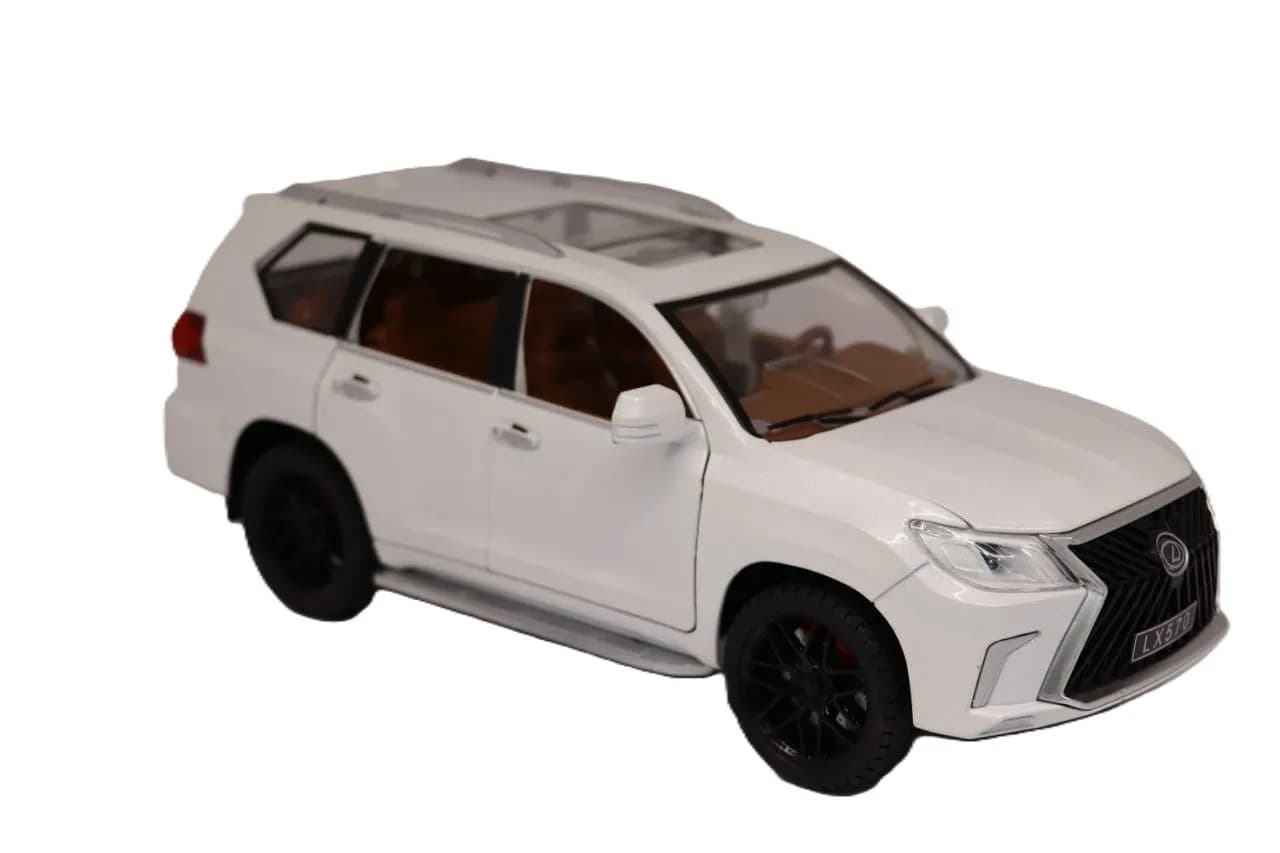 ماشین فلزی لکسوس LX570 سفید — تصویر ۵
