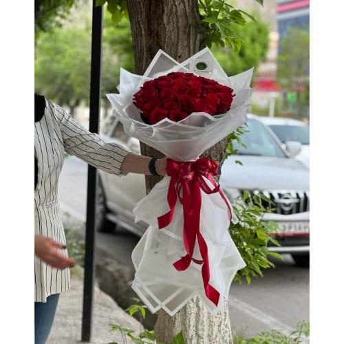ارسال فوری گل برای باشگاه فرهنگیان تهران میدان حر 7953