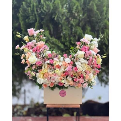 ارسال فوری گل برای باشگاه تیراندازی تهران شرق 7916