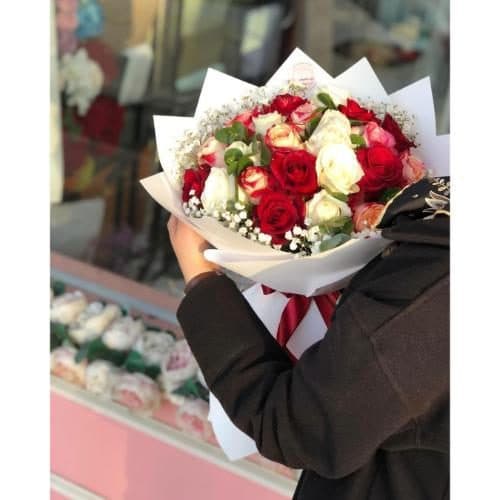 ارسال فوری گل برای باشگاه حورتن تهران 7858