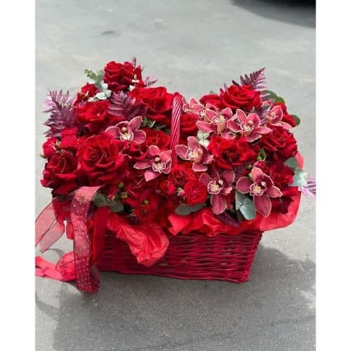 ارسال فوری گل برای باشگاه تکواندو یاری 7862
