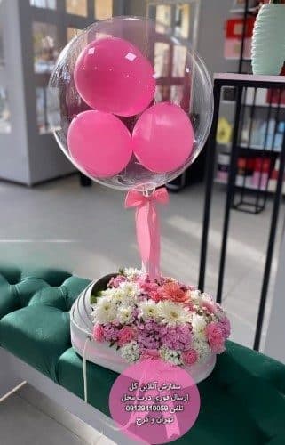 دسته گل و کیک برای تبریک تولد نوزاد پسر با جعبه چوبی