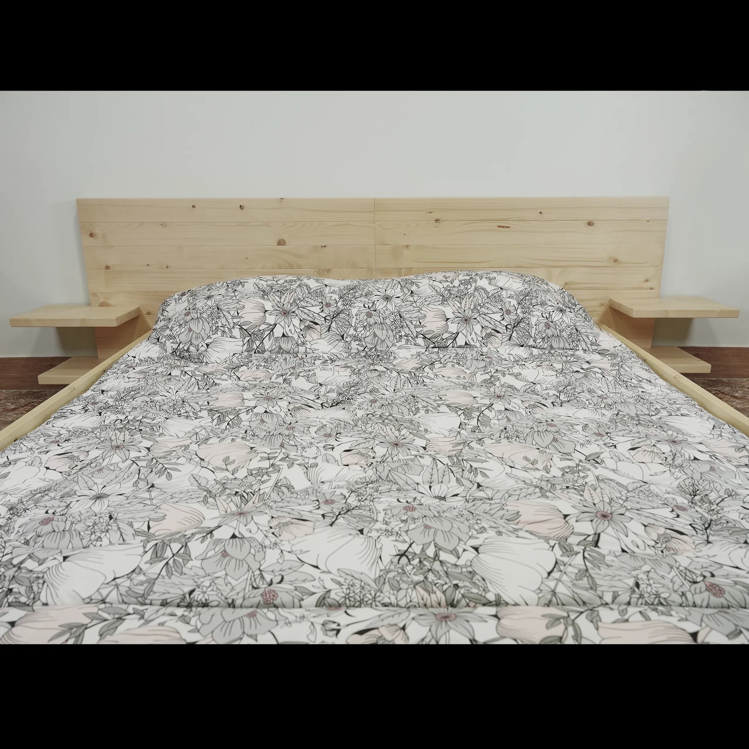 تخت خواب دو نفره چوب روس مینیمال مدل “سرنو” – مهتران چوب — تصویر ۴