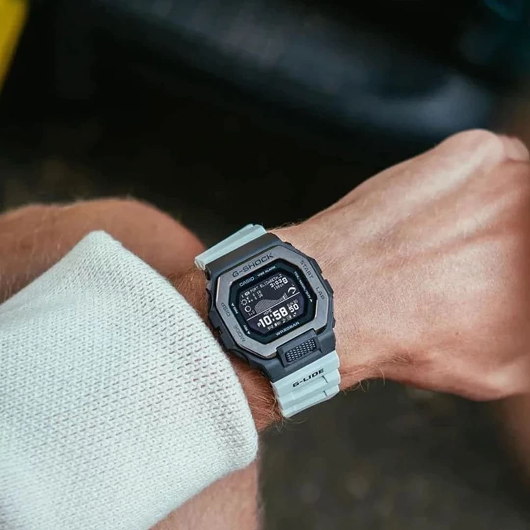 ساعت G-SHOCK مدل GBX-100-8D — تصویر ۳
