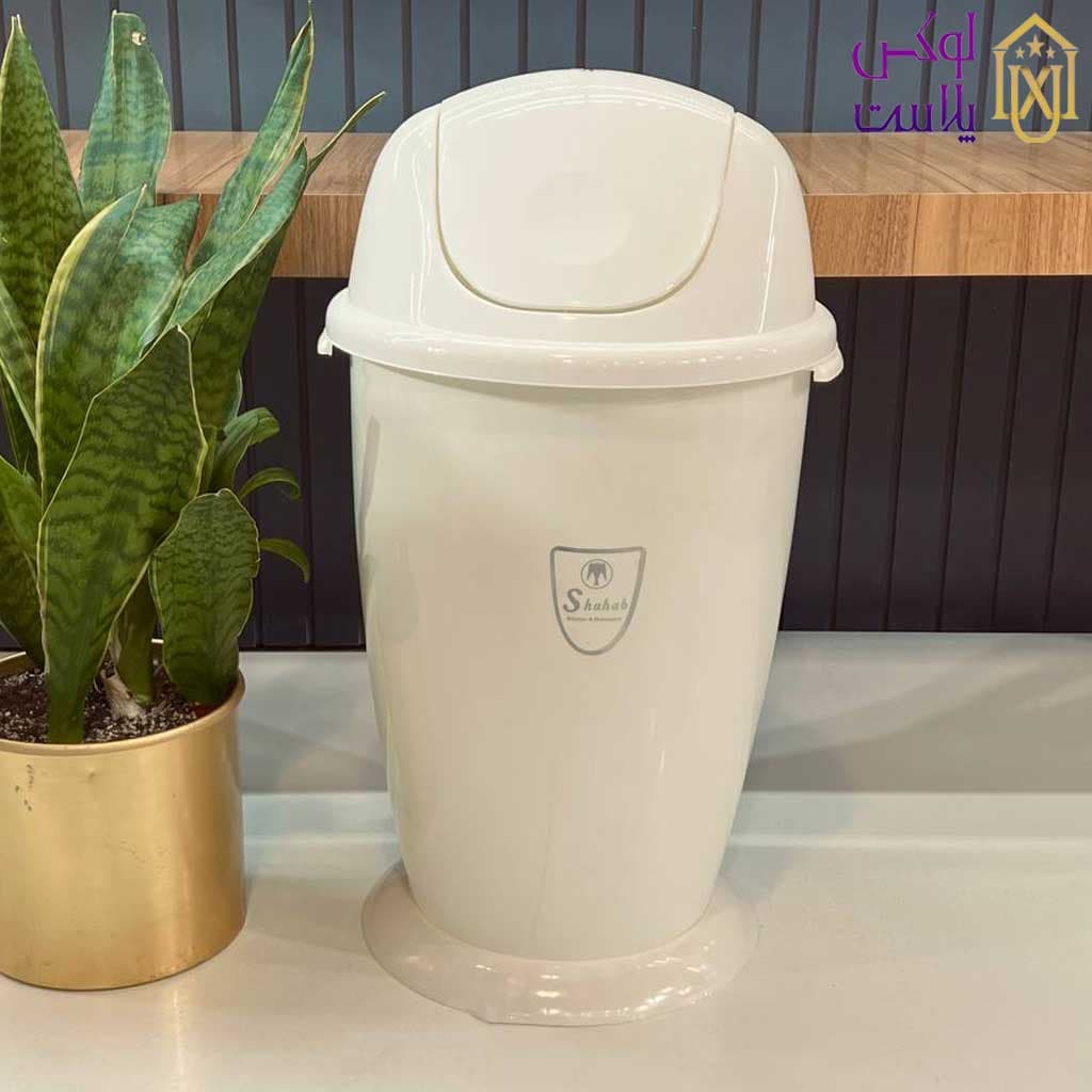 سطل زباله گرد در بادبزنی شهاب