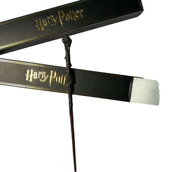 چوبدستی هری پاتر (Harry Potter)
