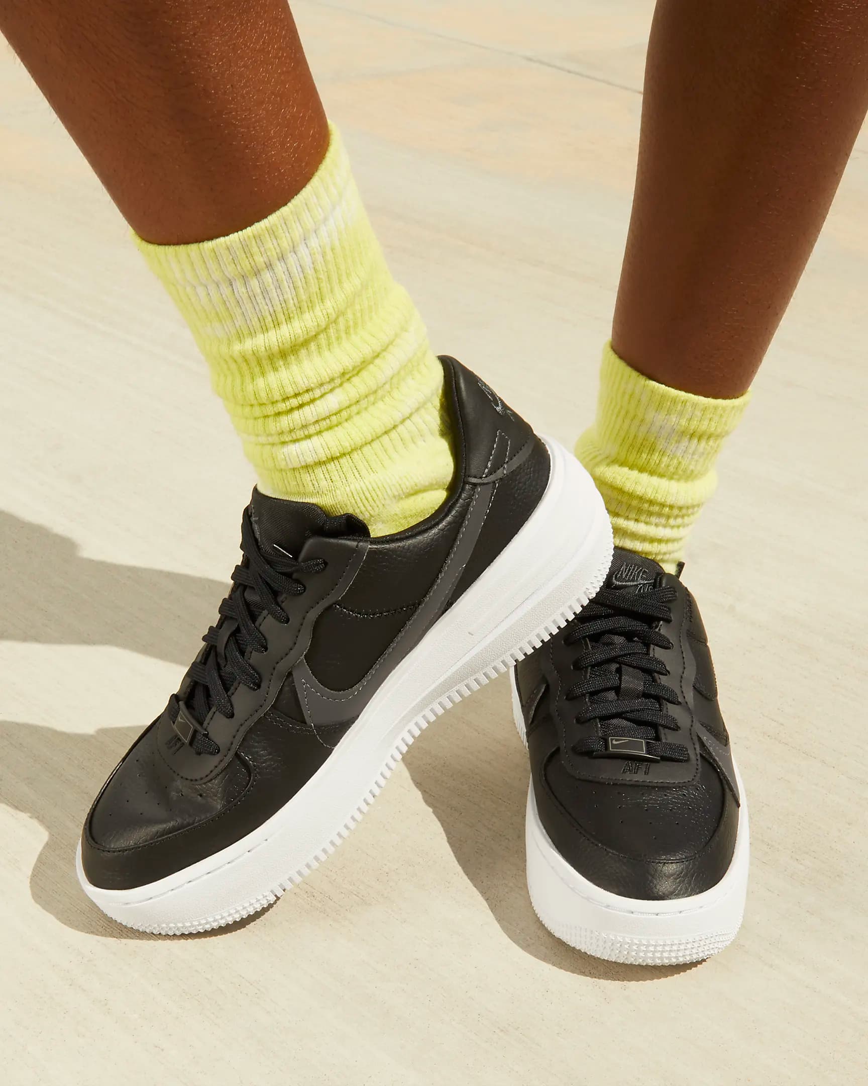 کفش زنانه نایک اورجینال-مشکی Nike Air Force 1 PLT.AF.ORM — تصویر ۳