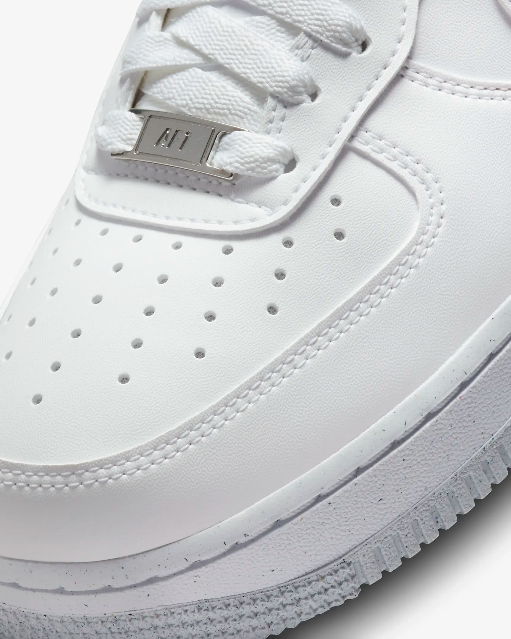 کفش زنانه نایک اورجینال- سفید Nike Air Force 1 ’07 Next Nature — تصویر ۸