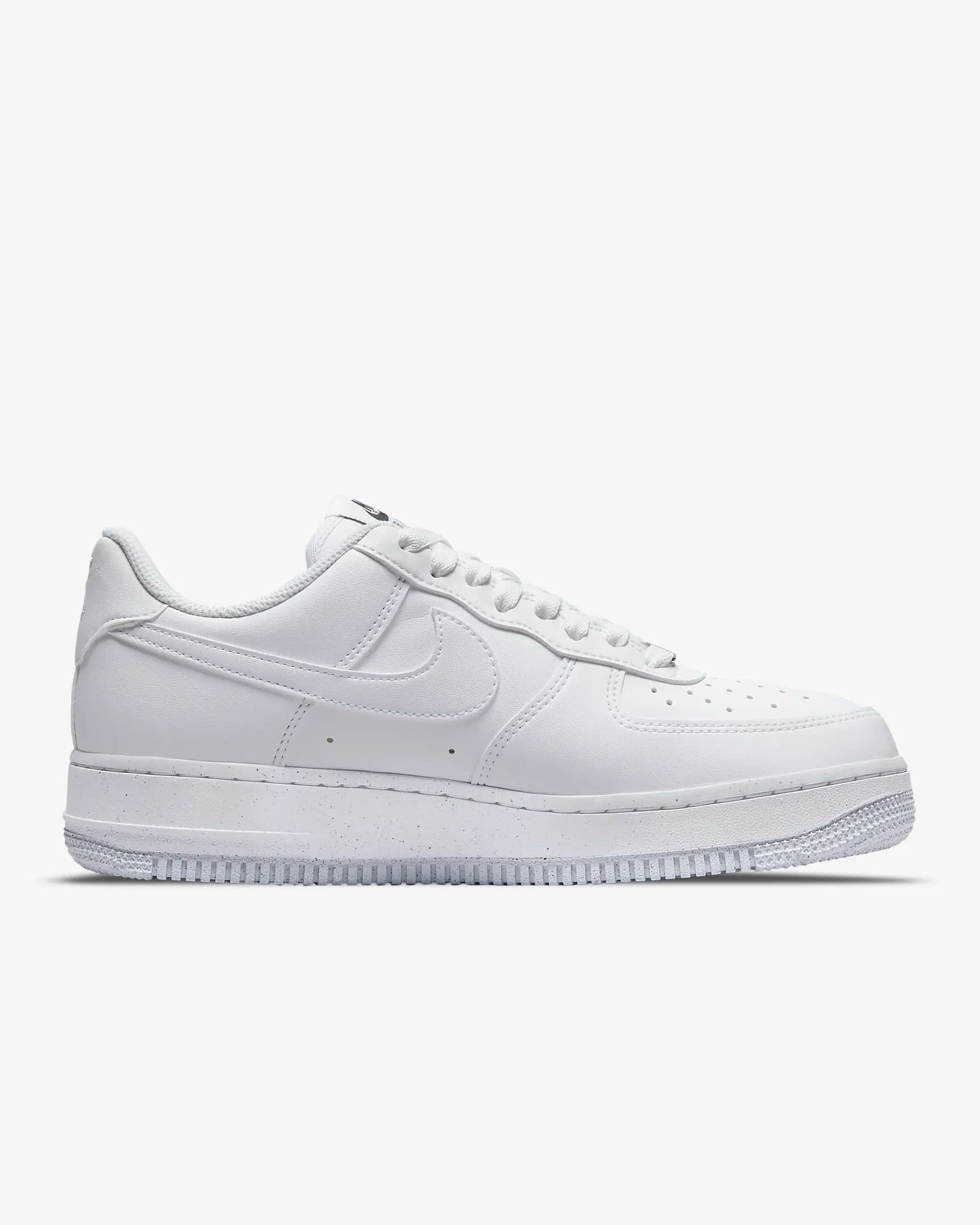 کفش زنانه نایک اورجینال- سفید Nike Air Force 1 ’07 Next Nature — تصویر ۴
