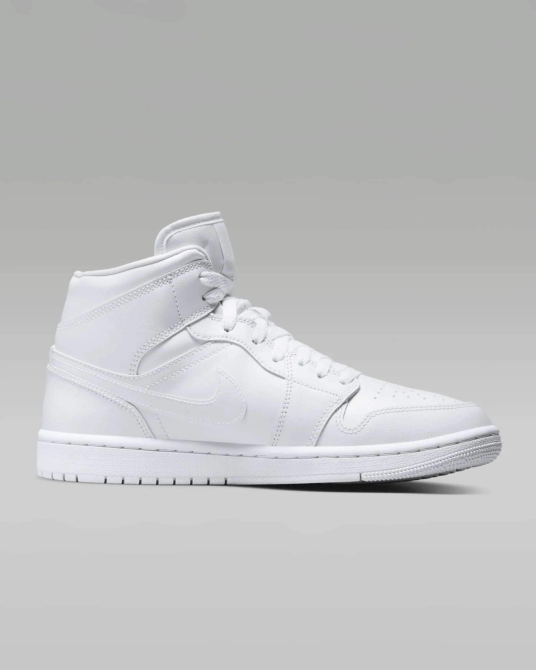 کفش زنانه نایک اورجینال- سفید Nike Air Jordan 1 Mid — تصویر ۴