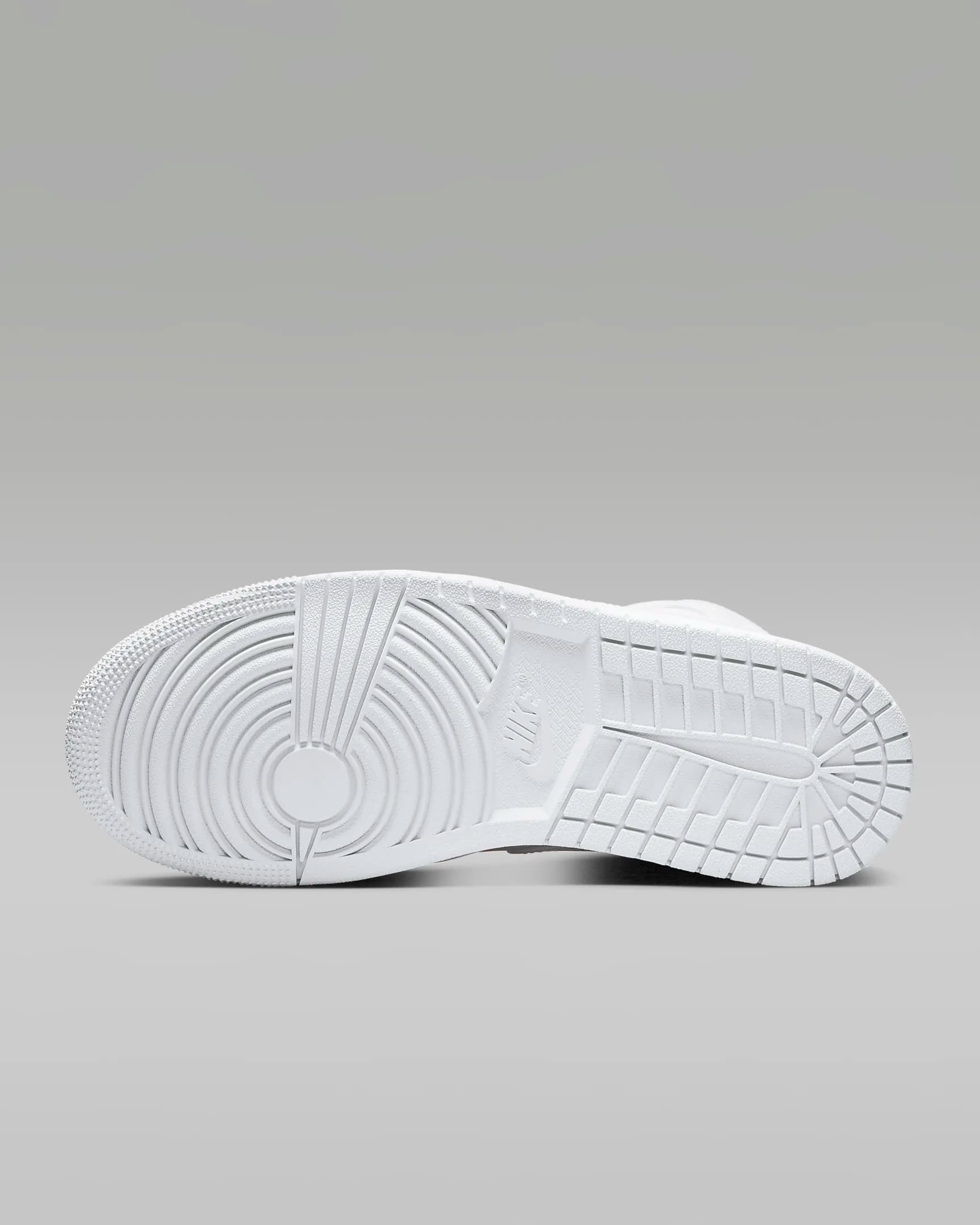 کفش زنانه نایک اورجینال- سفید Nike Air Jordan 1 Mid — تصویر ۳
