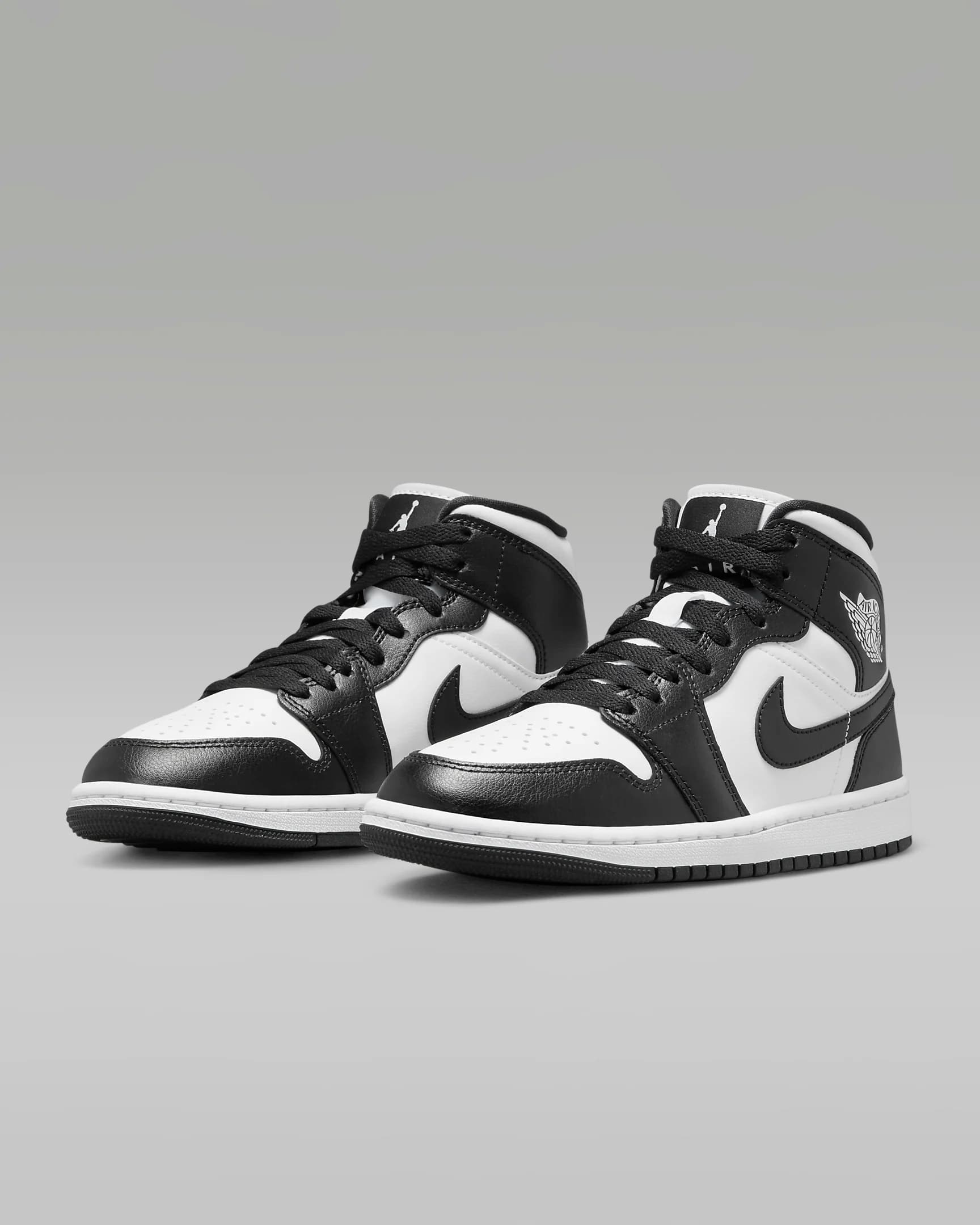 کفش زنانه نایک اورجینال-سفید و مشکی Nike Air Jordan 1 Mid — تصویر ۶