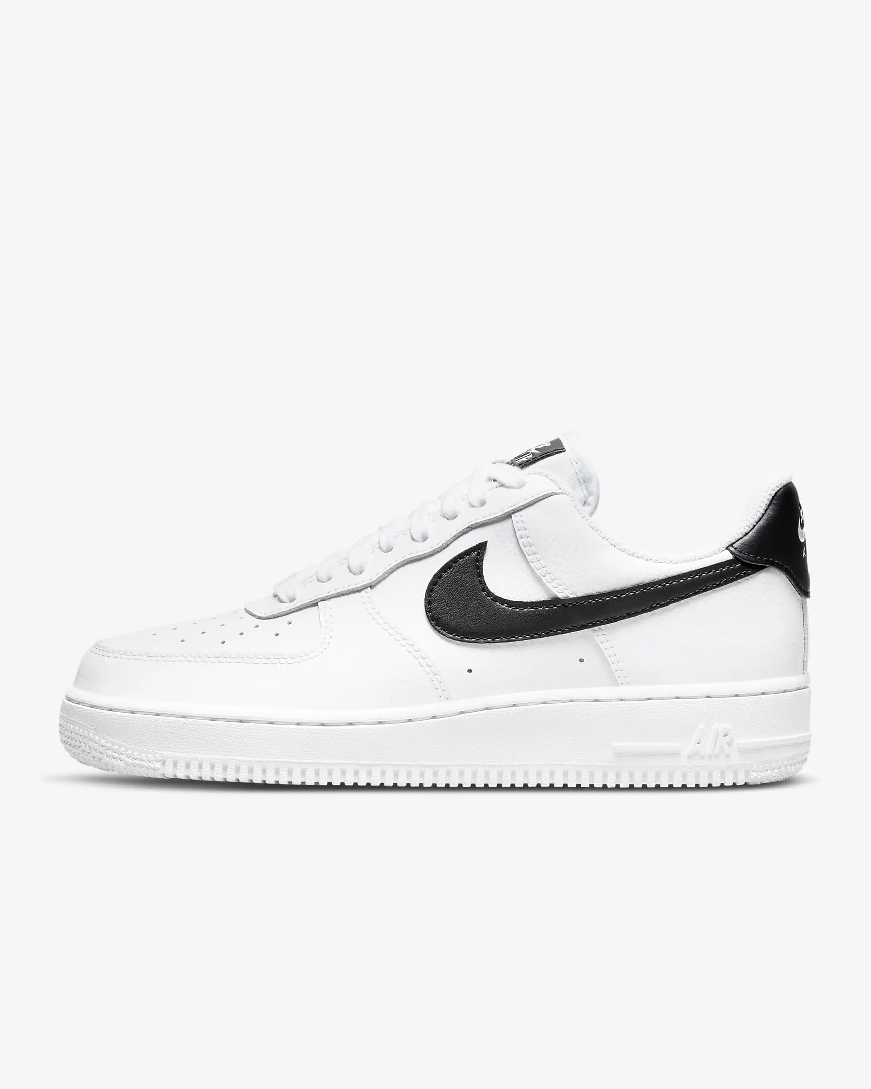 کفش زنانه نایک اورجینال-سفیدومشکی Nike Air Force 1 ’07 — تصویر ۲