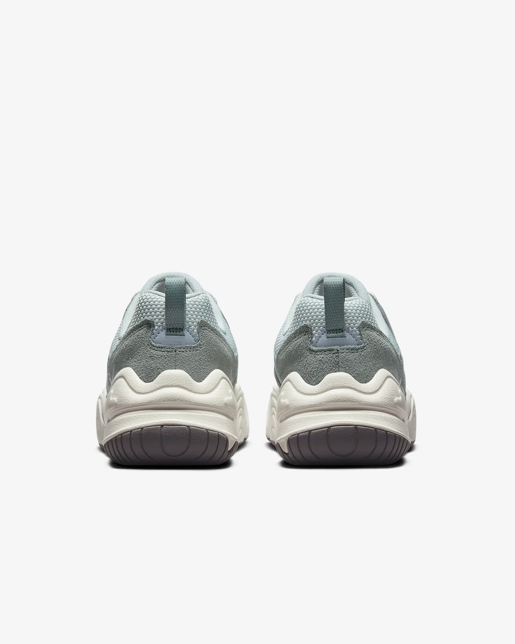 کفش زنانه نایک اورجینال- نقره ای دریایی Nike Tech Hera — تصویر ۸