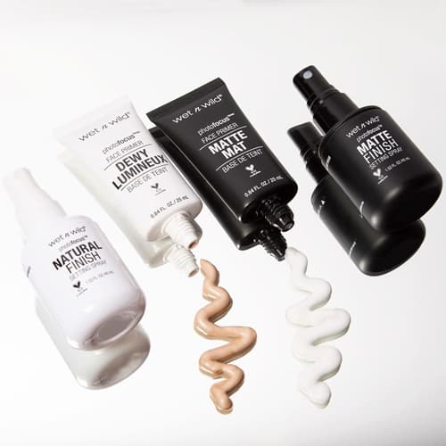 پرایمر (زیرساز) مات کننده وت اند وایلد مدل Photo Focus فتوفوکوس حجم 25 میل — تصویر ۲