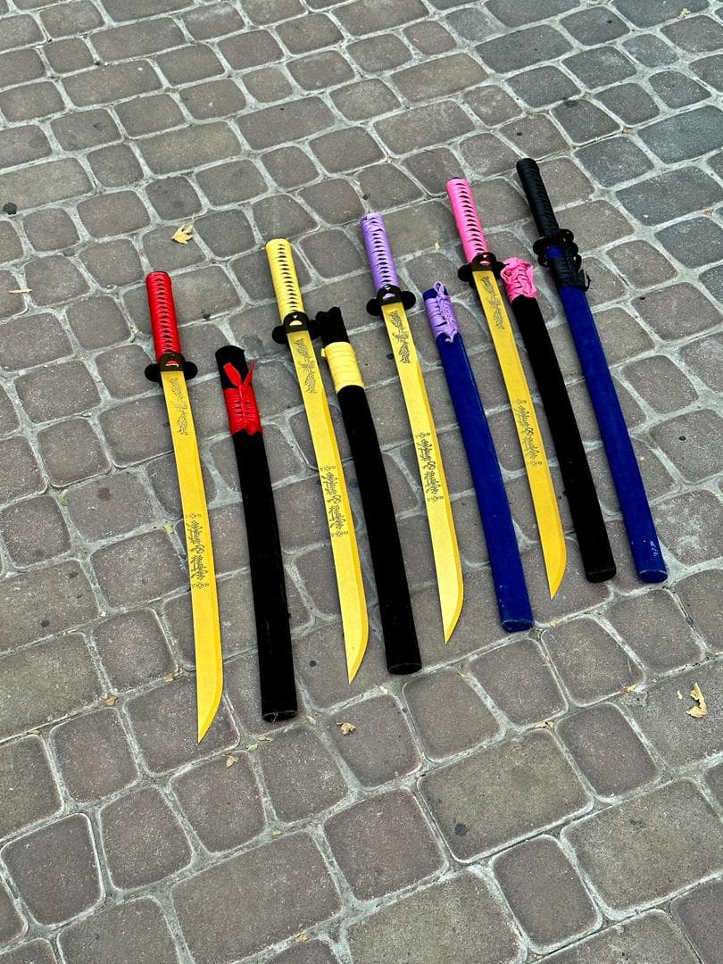 مشیر تمرینی ووشو (۸۰ سانت – تیغه طلایی) با کیفیت بسیار بالا armed