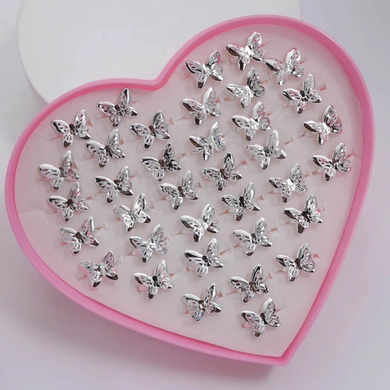 پک انگشتر دخترانه پروانه نقره ای 36 عددی فری سایز 75383