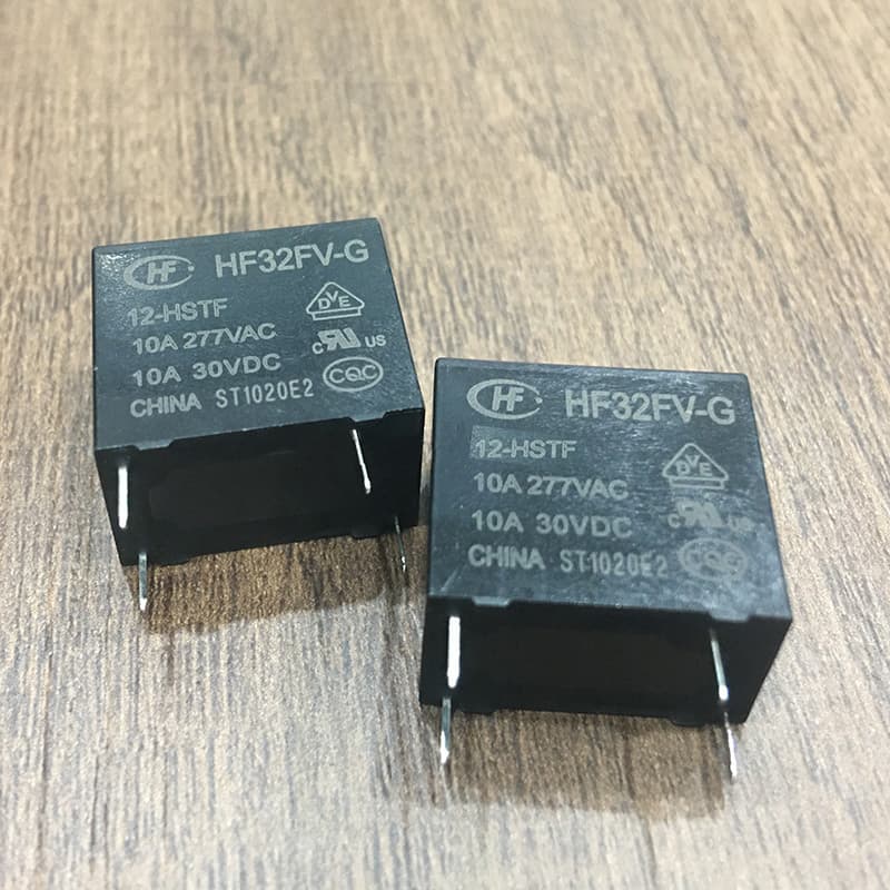 رله هنگفا 4 پایه 12 ولت 10 آمپر HF32FV-G/12-HSTF HONGFA — تصویر ۳