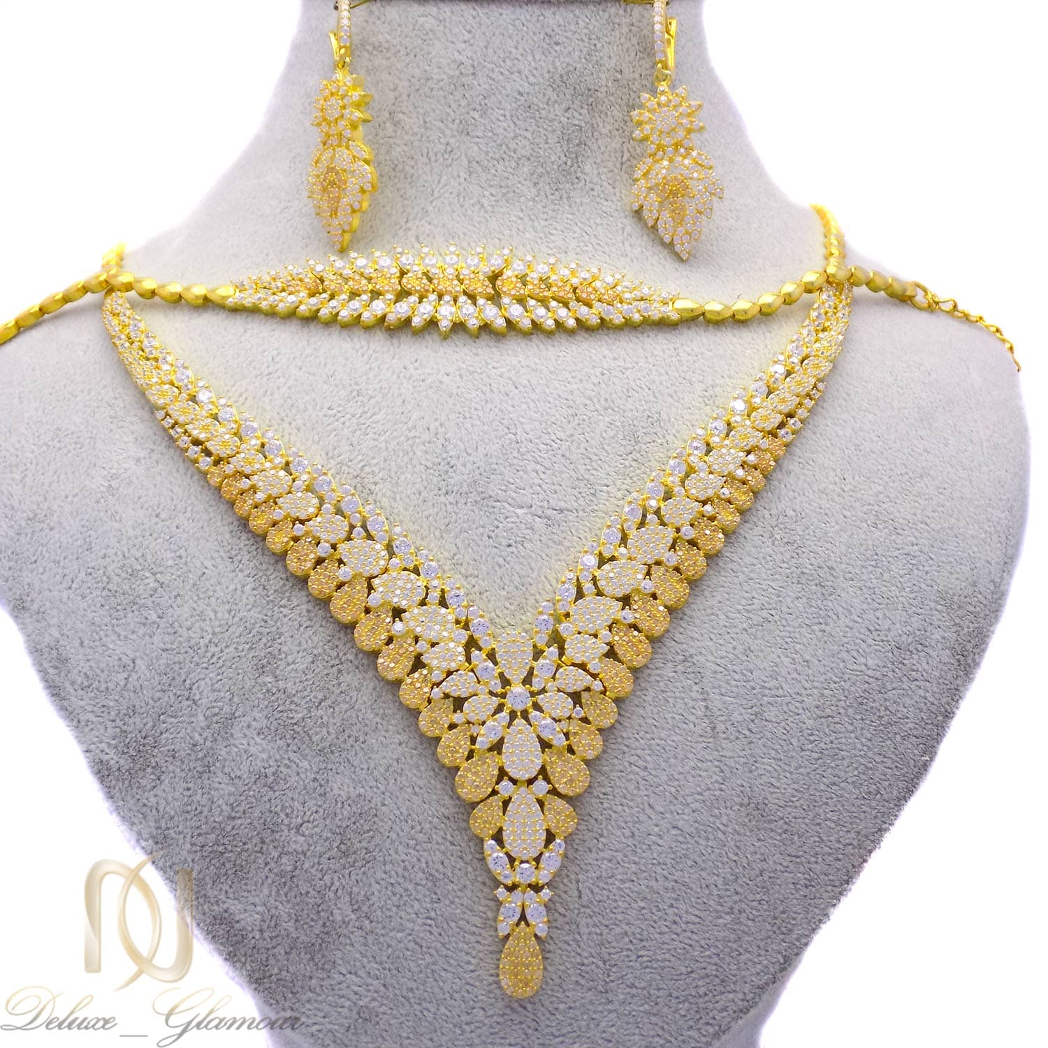 سرویس نقره عروس طلایی نگین دار ma-n424