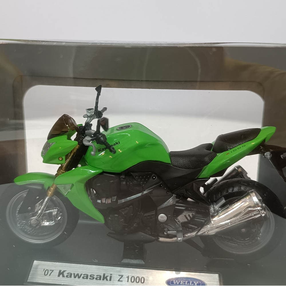ماکت موتور کاوازاکی نینجا Z 1000 ویلی — تصویر ۲