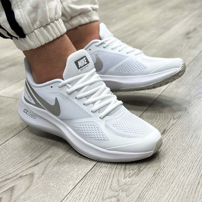 کتونی مردانه زنانه مدل نایک ایر زوم گاید nike air zoom guide رانینگ رنگ سفید کد 26200 — تصویر ۴
