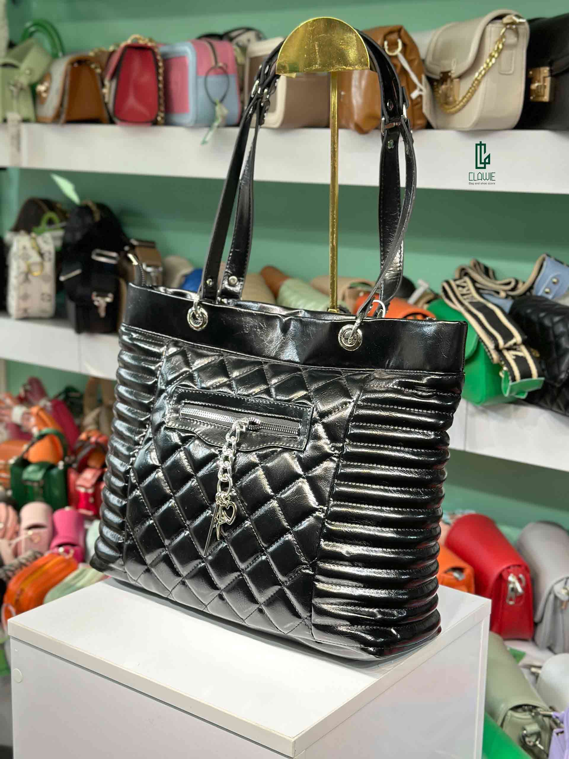 👝 کیف بزرگ: CHANEL — تصویر ۲