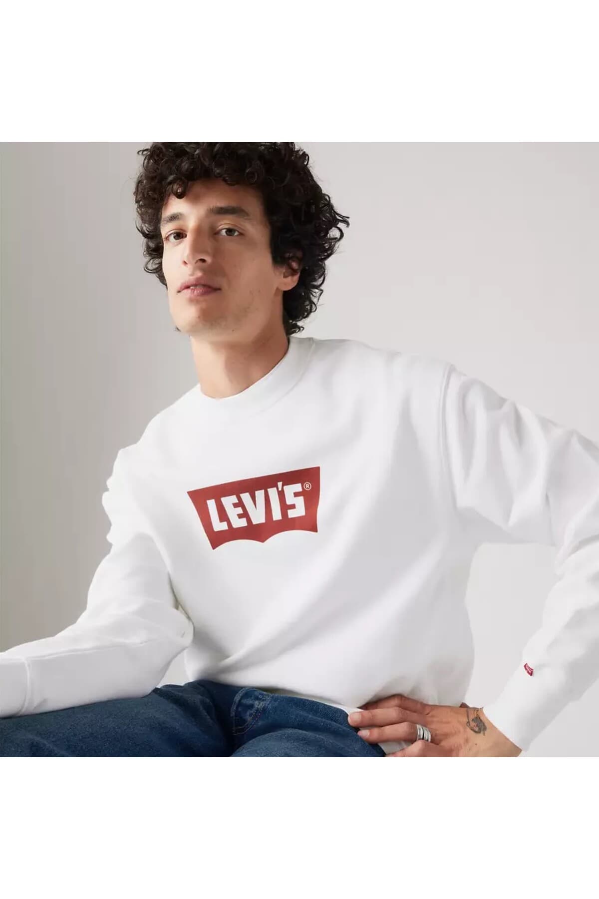 سویشرت لیوایز مردانه 100% پنبه سفید کژوال / روزمره راسته Relaxed/ریلکس بیسیک Daily/روزانه | Levi’s TYCAB70CD24BDA5809BC33F00 TR