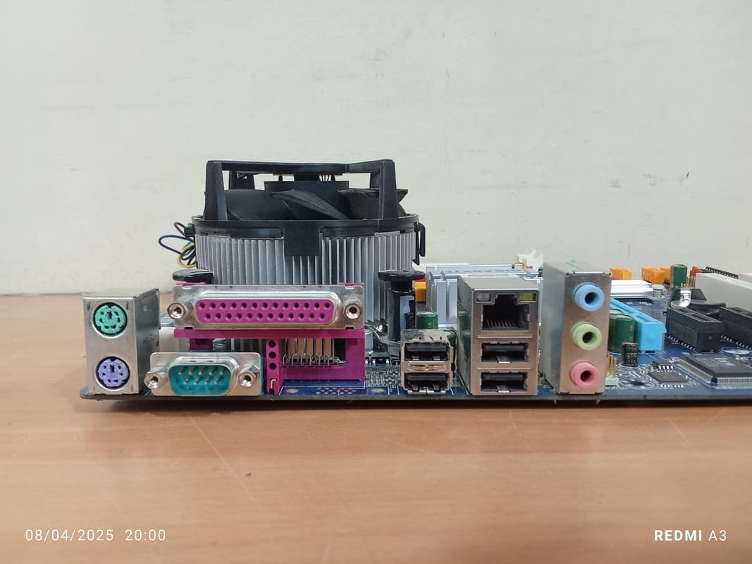 باندل مادربرد گیگابایت مدلGA-P31-S3G،استوک(DDR2) — تصویر ۲