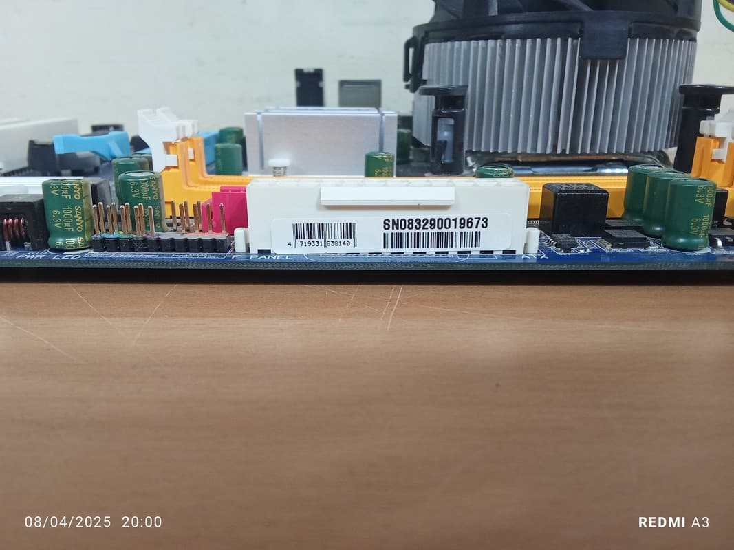 باندل مادربرد گیگابایت مدلGA-P31-S3G،استوک(DDR2) — تصویر ۳