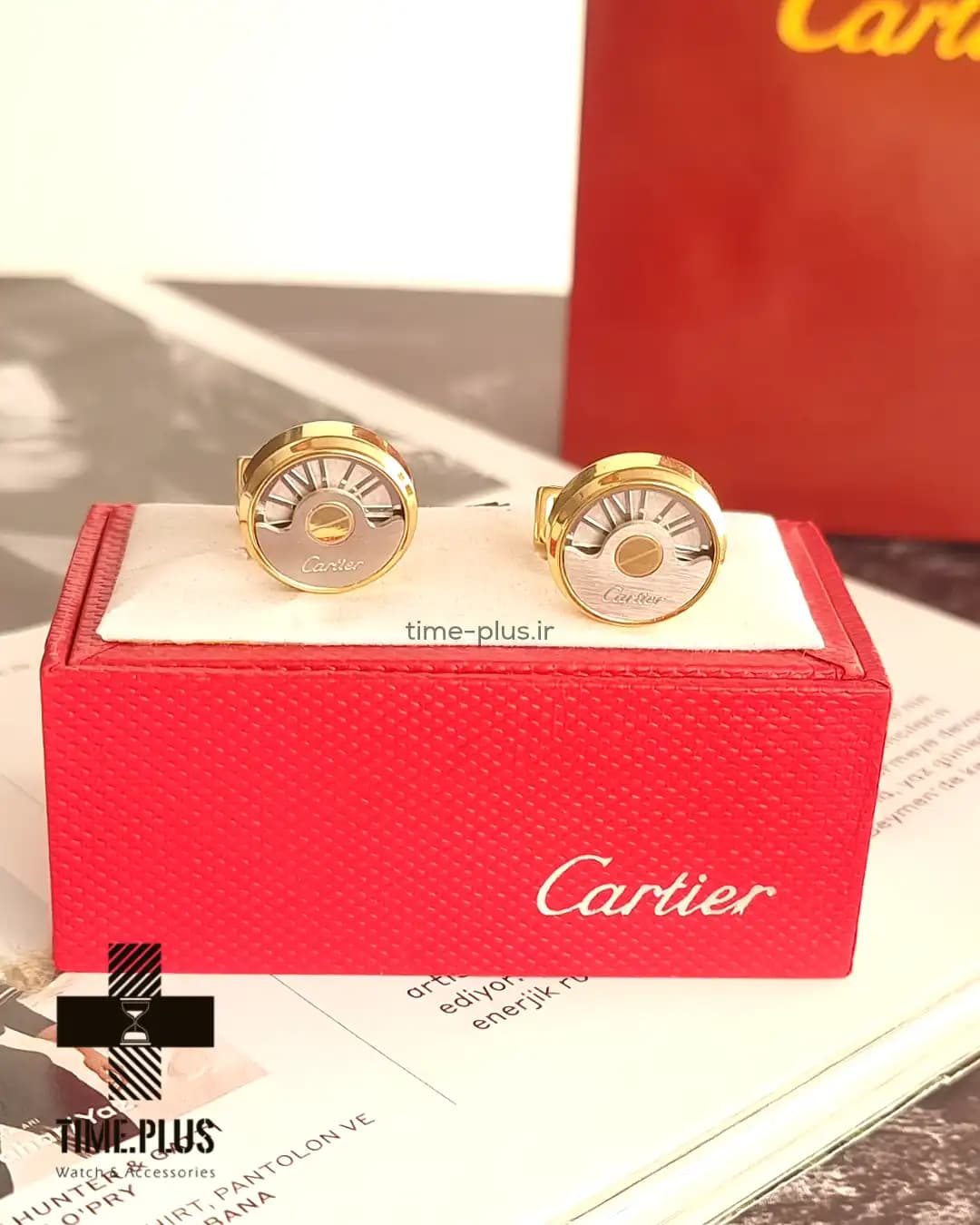 دکمه سردست کارتیه مدل رومن Cartier Roman — تصویر ۳