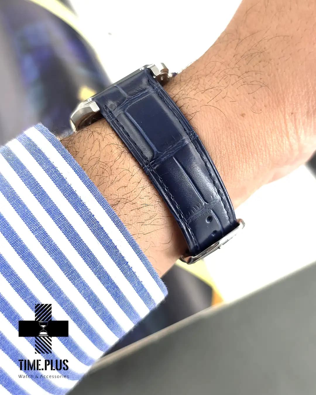 ساعت مردانه کارتیه Santos Dumont navy blue strap — تصویر ۶