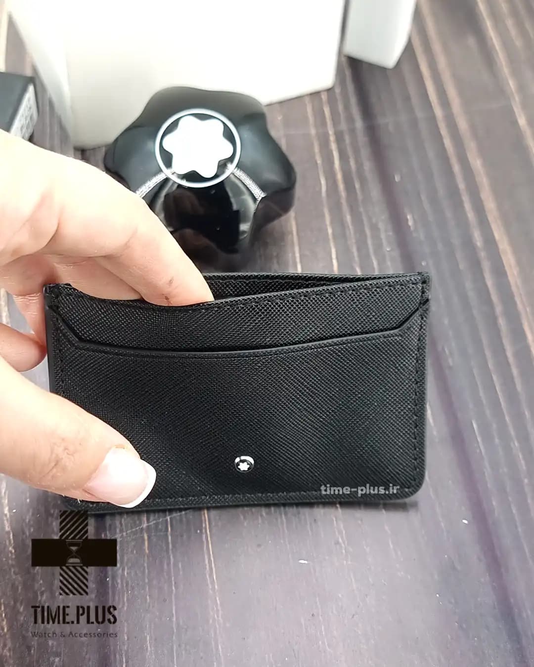 جاکارتی ورقه ای کوتاه مون بلان — تصویر ۴