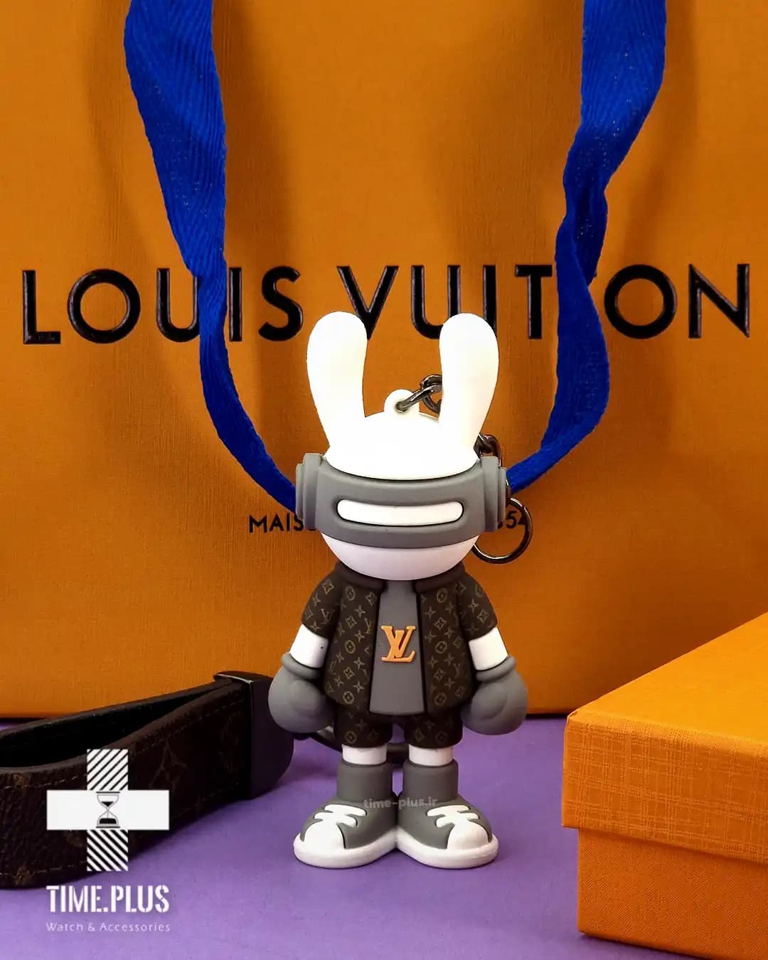 جاکلیدی LouisVuitton طرح خرگوش — تصویر ۵