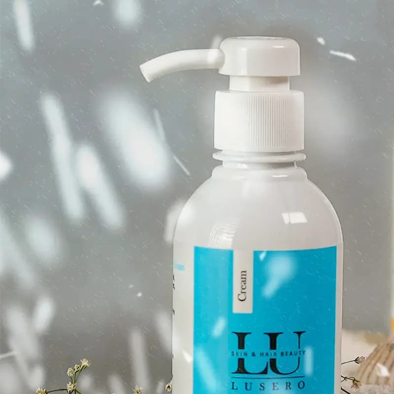 کرم آبرسان لوسرو مدل سبیوم (Sebum Hydrating Cream) مناسب پوست چرب حجم 275 میلی لیتر — تصویر ۳