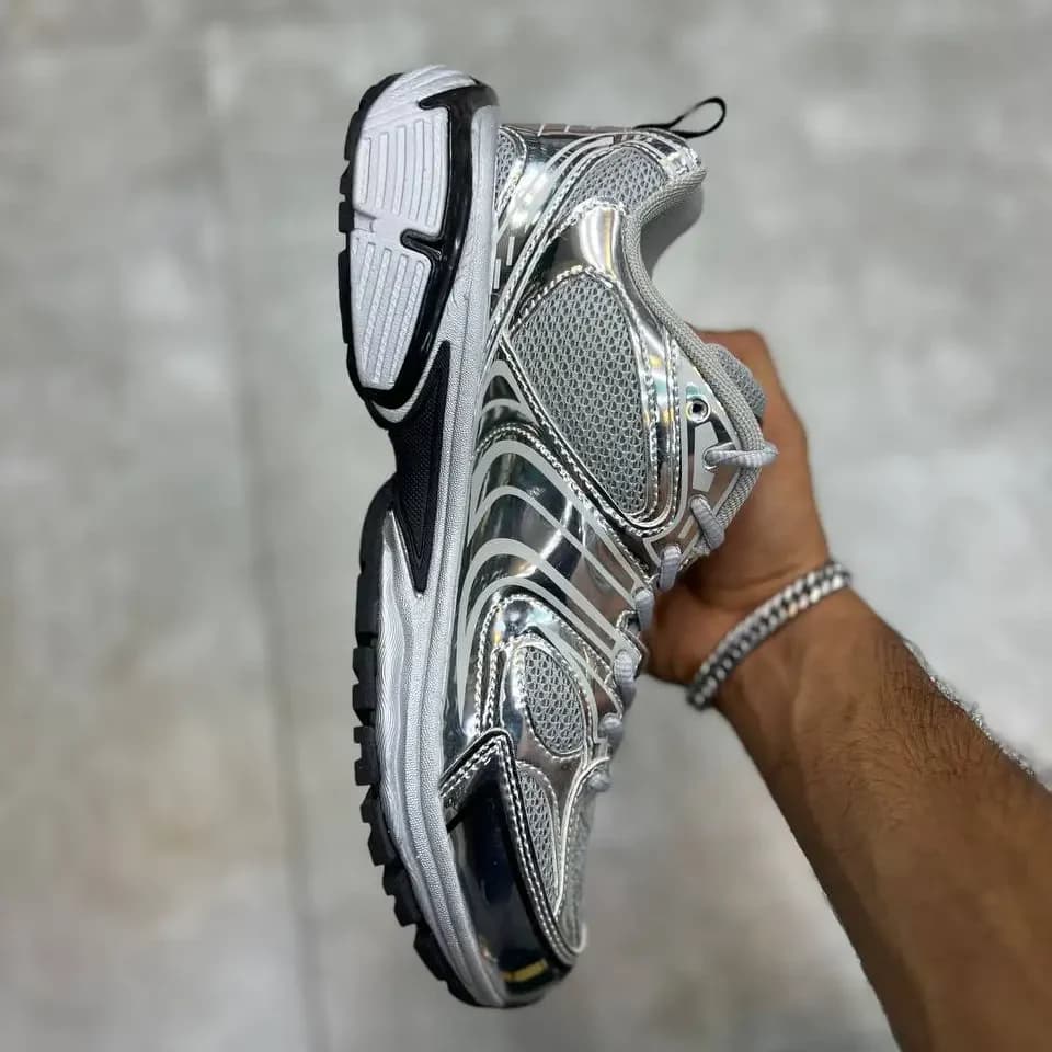 کفش دیزل | Diesel (تک سایز) — تصویر ۲