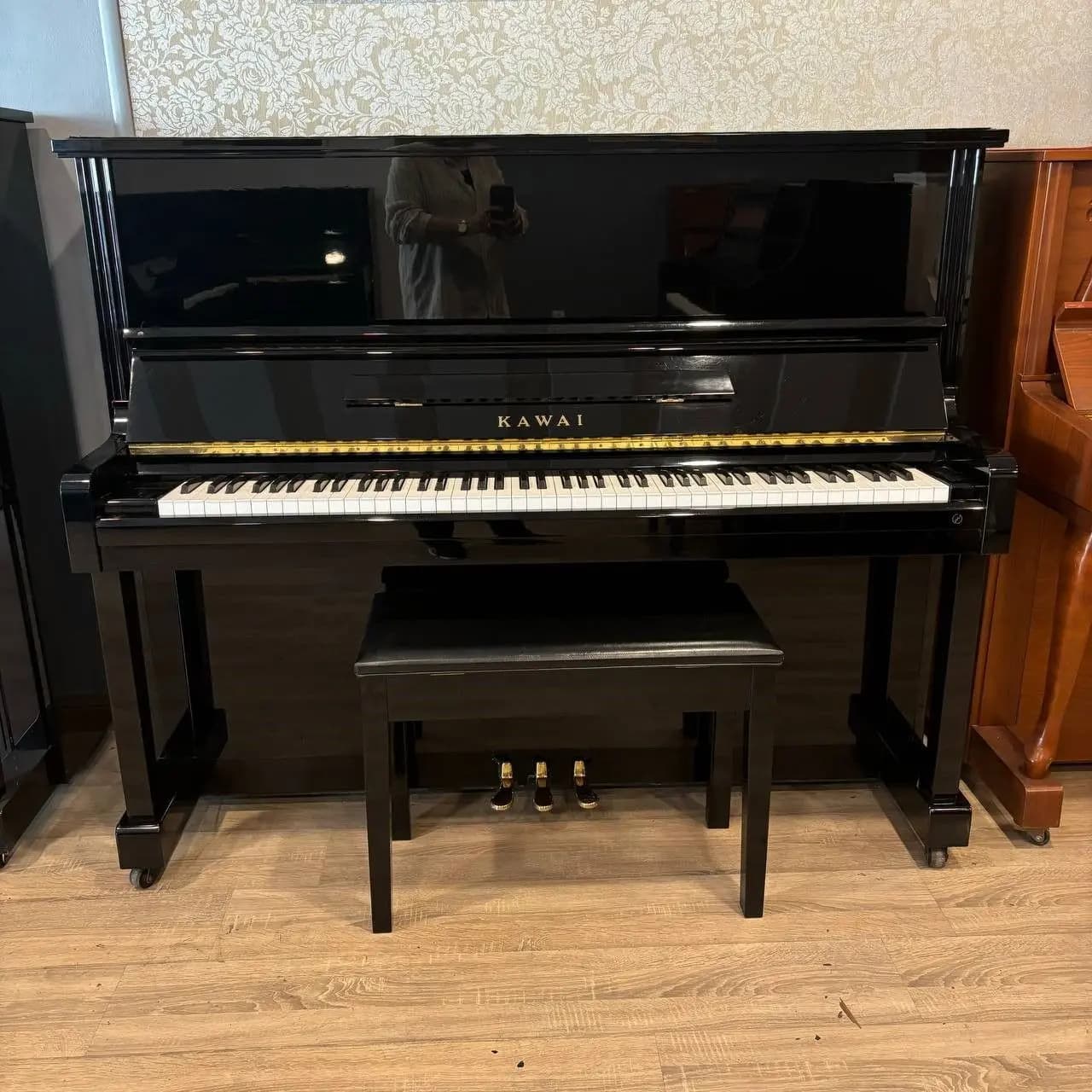 پیانو آکوستیک KAWAI مدل HA20W — تصویر ۲